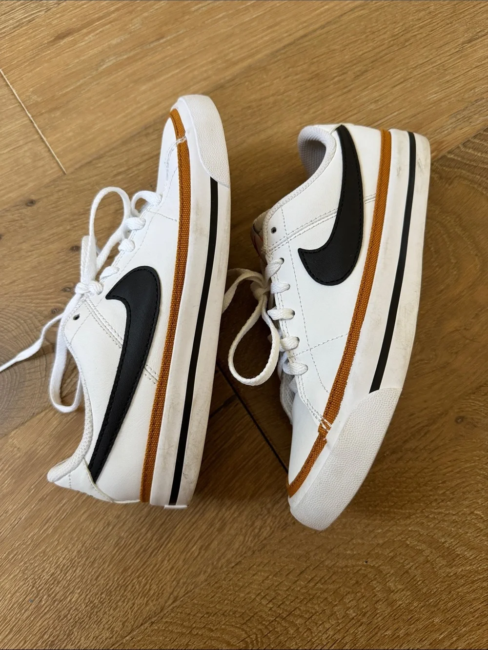 Nike Court Legacy
